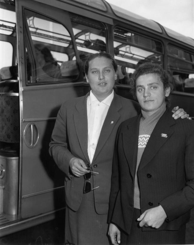  Тамара и Ирина Прес (отляво надясно) 