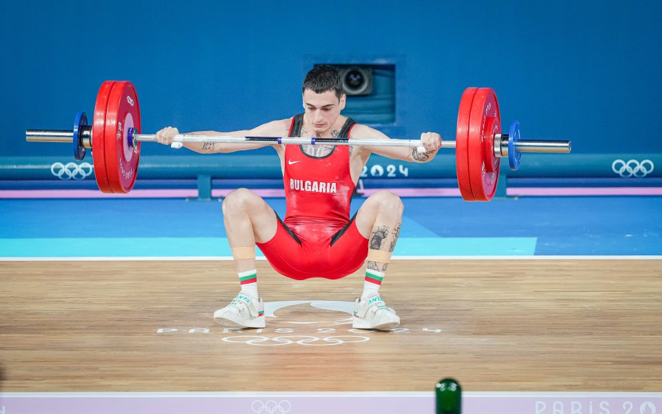 Българският състезател по вдигане на тежести Иван Димов се оплака