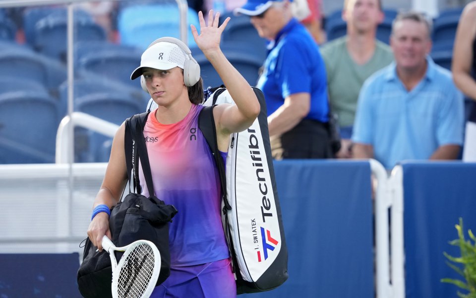 Швьонтек с трудна победа срещу Рахимова на US Open