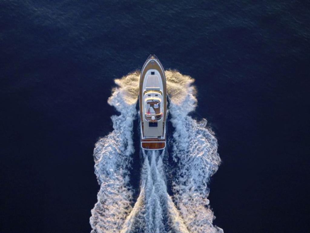 Извършени са първите аутопсии на две жертви на потъването на