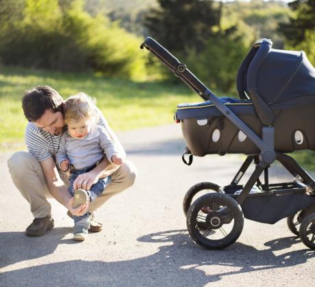 Да лежиш удобно облегнат и да наблюдаваш как светът преминава