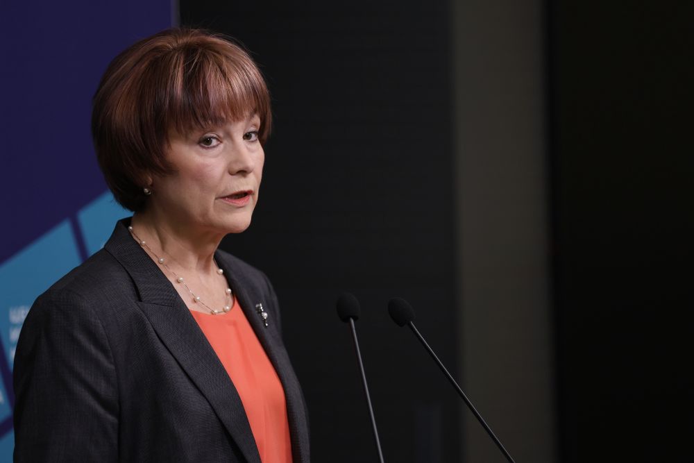 Росица Матева: МС уведоми ЦИК, че няма да изпълни задължението си да осигури паравани за гласуване