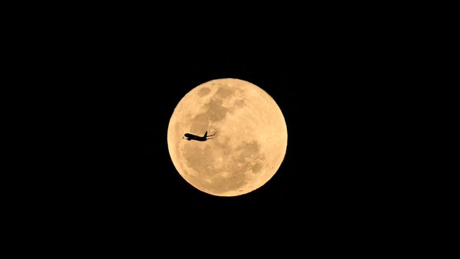 "Луна на Бобъра" 2025: Как най-добре да видите суперлуната през ноември