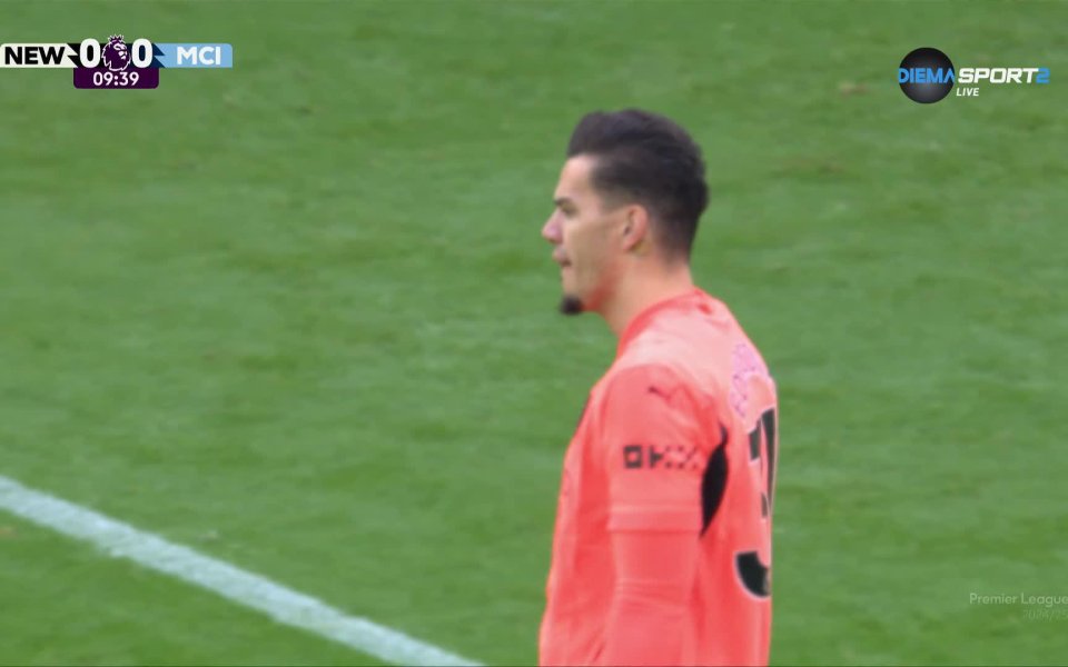 Железният Гуардиола при дръзко отиграване на Едерсон Футбол свят