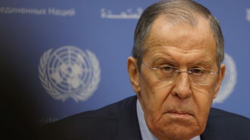 Сигнал от Москва: Защо Лавров обяви, че „познава добре“ Румен Радев
