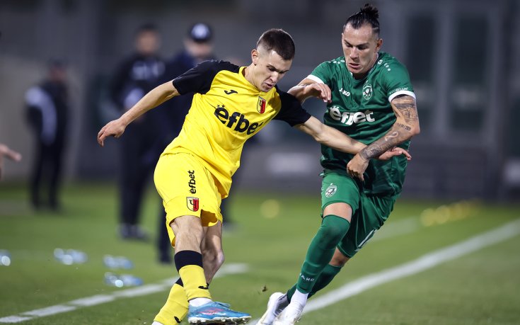 Започват машабен ремонт на стадиона на третодивизионен отбор