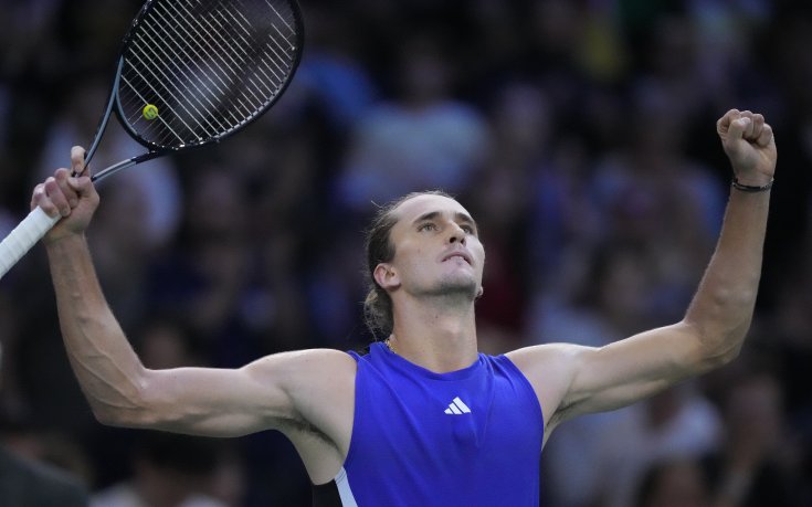 Зверев осигури страхотен 1/4-финал в Париж срещу Циципас