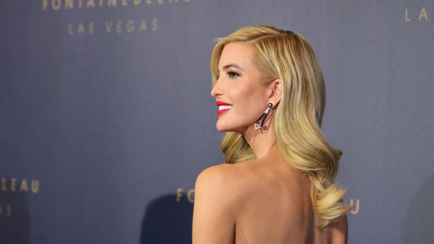 Трите деца на Иванка Тръмп наследиха височината ѝ като супермодел в рядка семейна снимка