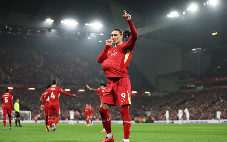 Ливърпул удари Астън Вила и се откъсна на върха с 5 точки пред Ман Сити