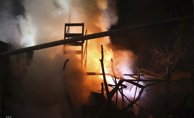 Седем полицаи пострадаха при експлозия в украинския град Николаев