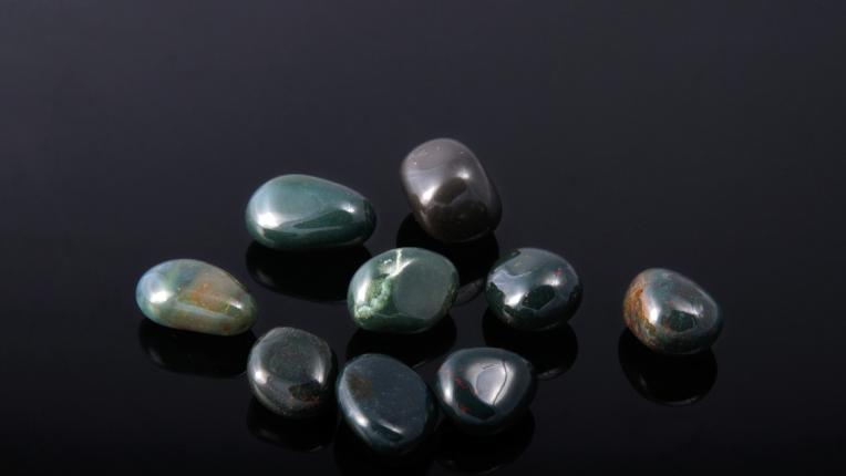  Хормони, здраве, баланс: Кои кристали са най-подходящи? 