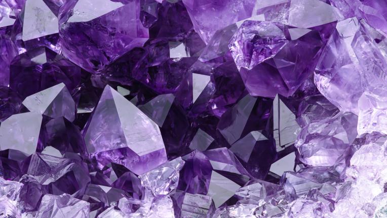  6 кристала за по-добър фокус и централизация 