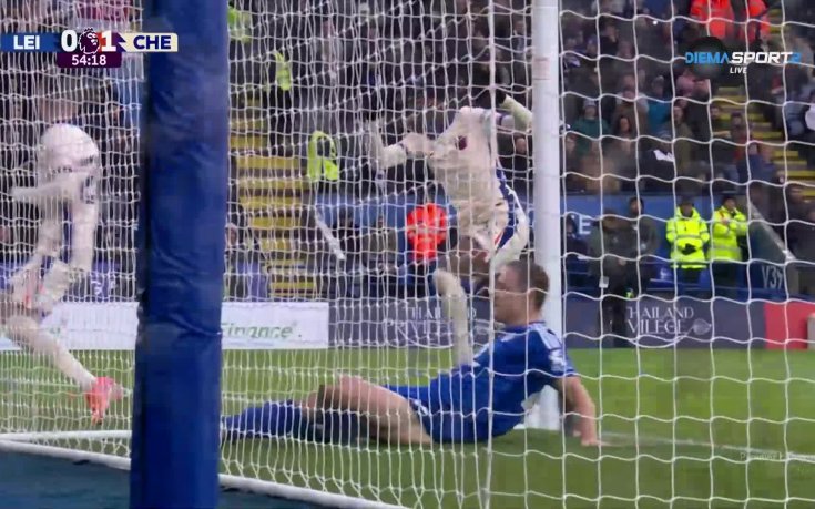 Фрапантен пропуск на Лестър и Челси (видео)