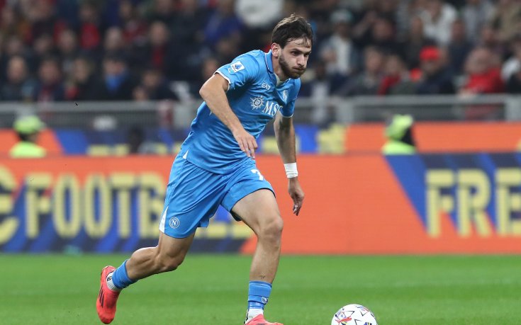 Звездата на Наполи се разбрал за нов договор с клуба