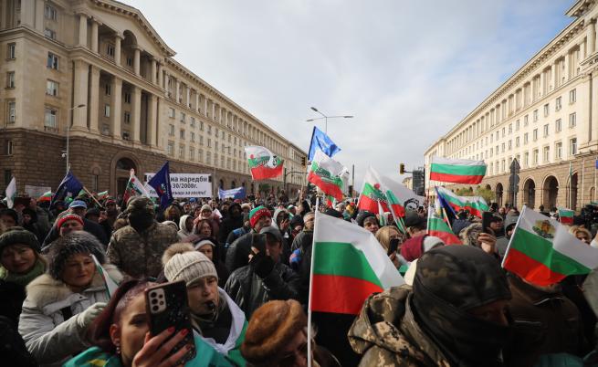 Стопаните на заразените с чума животни излязоха на протест пред МС (ВИДЕО/СНИМКИ)