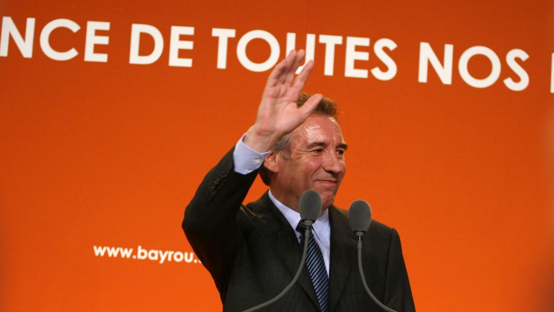 Френският министър председател Франсоа Байру заяви че глобалните търговски мита на