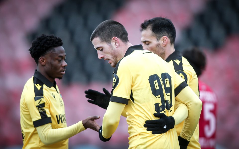 Локомотив София - Ботев Пловдив, Купа на България, осминафинал