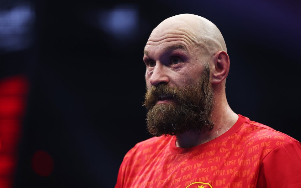 Фюри намекна, че може да има мач с Джошуа през 2026-а