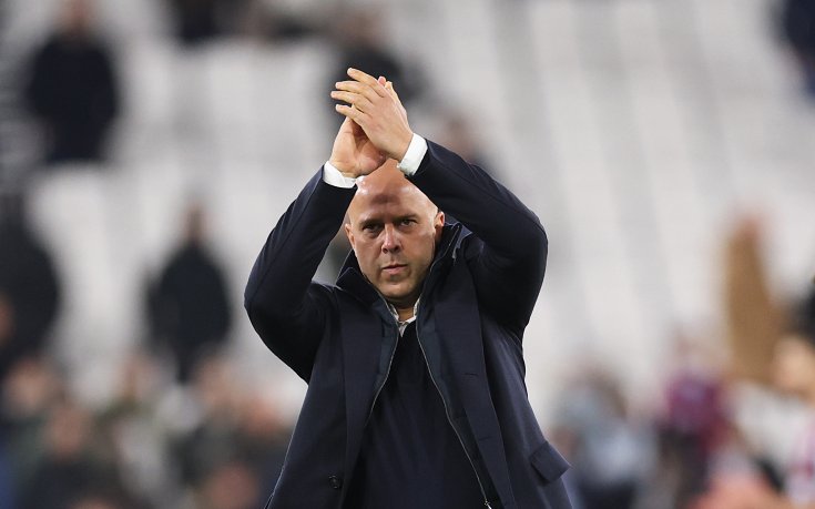 Слот призна, че няма контрол върху бъдещето на звездите на Ливърпул