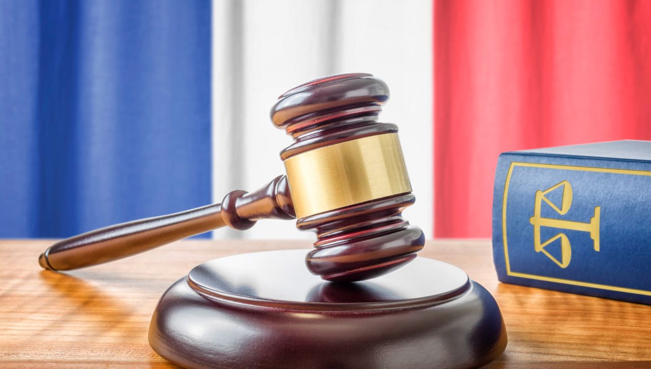 Във Франция: Сексът без изрично съгласие е изнасилване