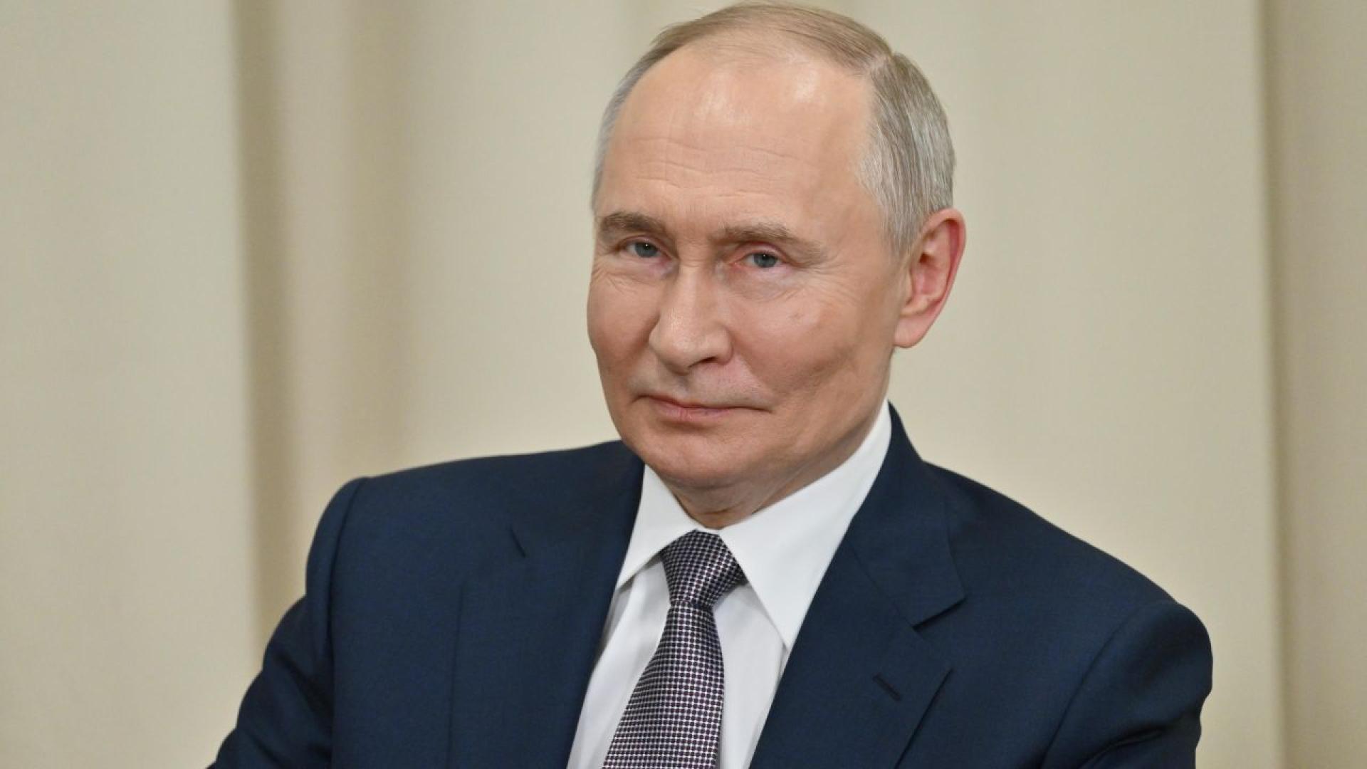 Тайният 10 годишен син на Владимир Путин беше видян за първи