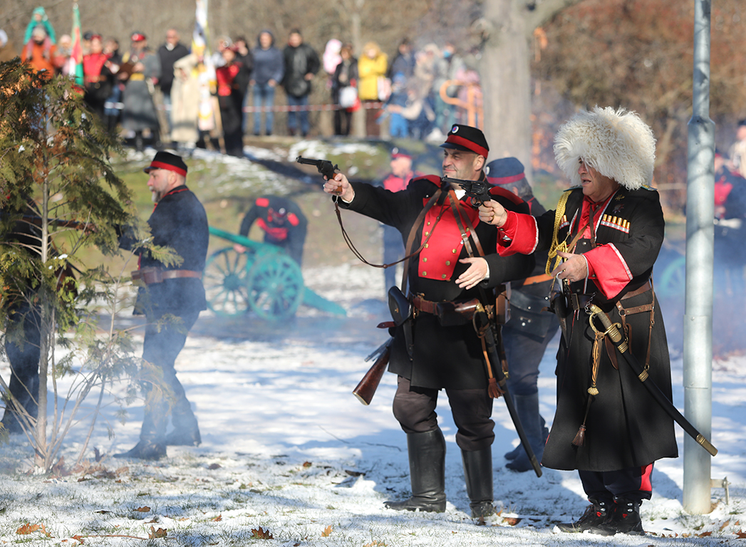 <p>Историческа възстановка по повод 147 години от Освобождението на град София от османско владичество в Северен парк</p>