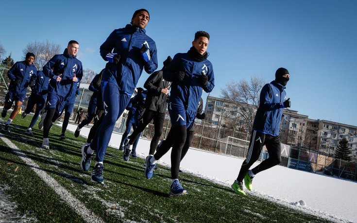 Спряганият за Левски треньор започва кариерата си на 15 години