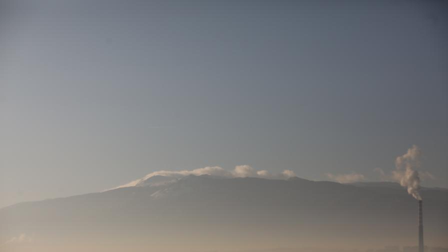 <p>В София са отчетени високи нива на фини прахови частици</p>