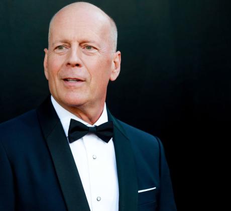 Легендарният актьор Брус Уилис известен с ролята си в култовата