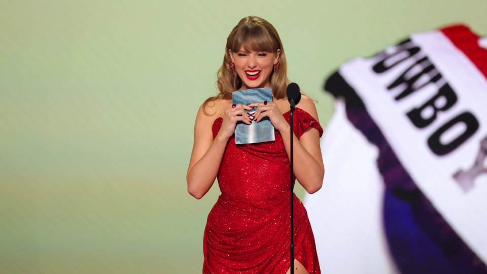 Тейлър Суифт отново доказа, че успехът ѝ не е само