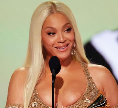 Бионсе официално се превърна в милиардер съобщава Forbes Звездата премина