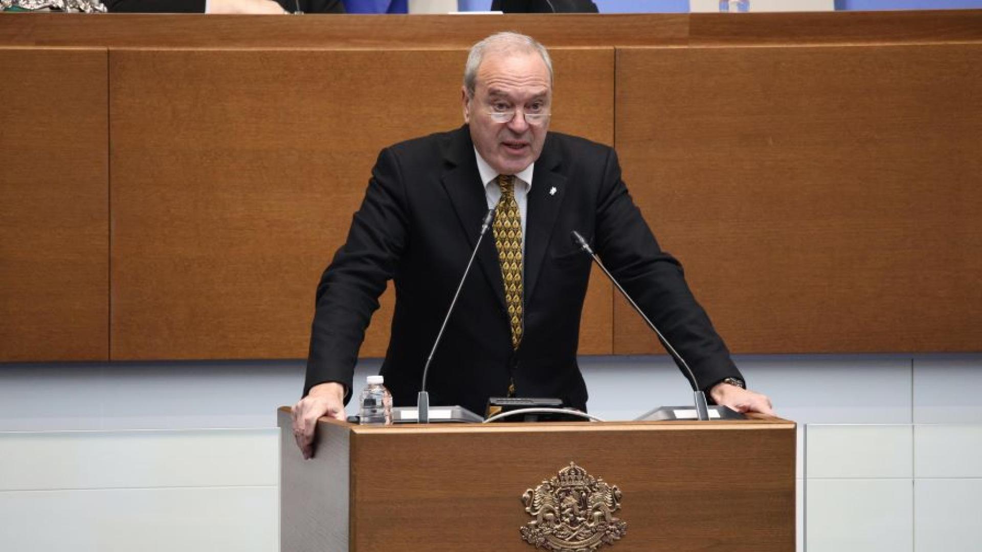 Сдекларация Виктор Папазов от Възраждане поискаха оставка и арест на