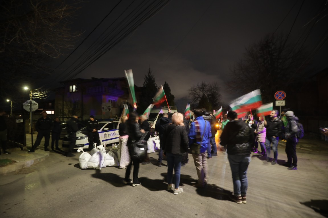 Протестен автопоход на „Величие“