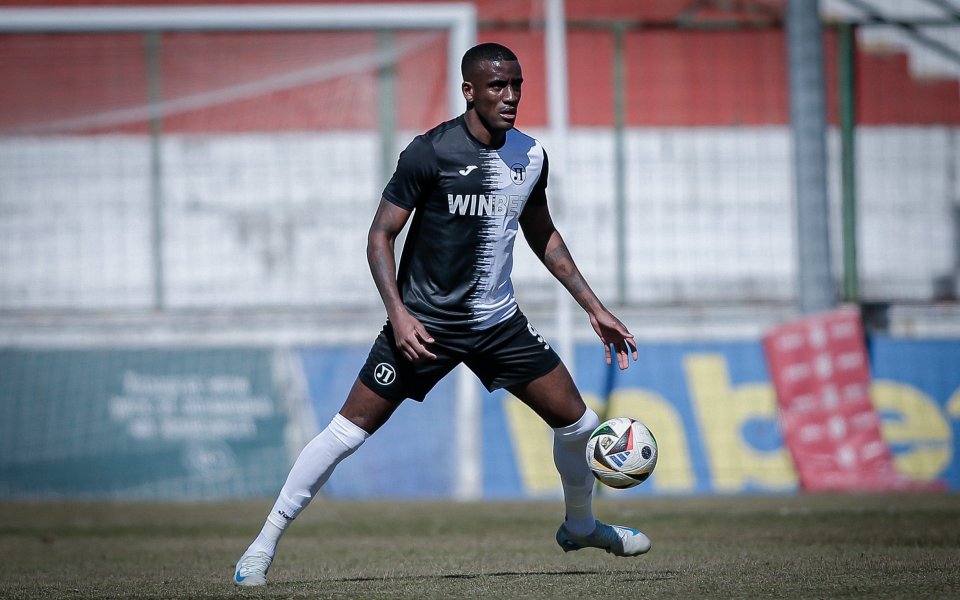 Хорхе Сегура разкри причината да е на 