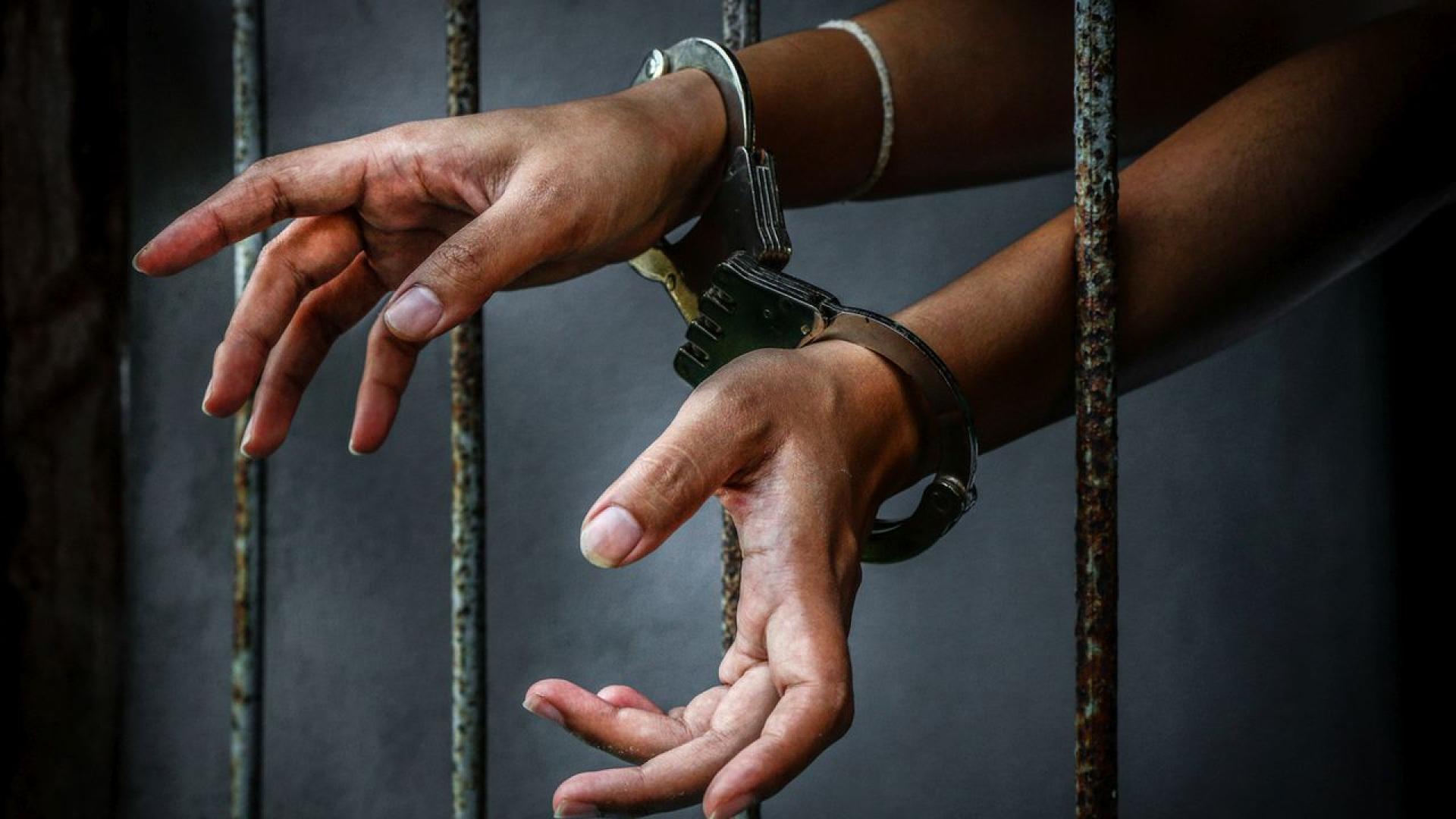 Модел на OnlyFans е изправена пред обвинение в убийство на мъж