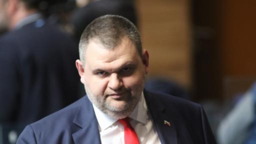 Ето колко струва охраната на Пеевски