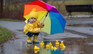 Дъждовен петък, сняг в планините, но идва ново затопляне