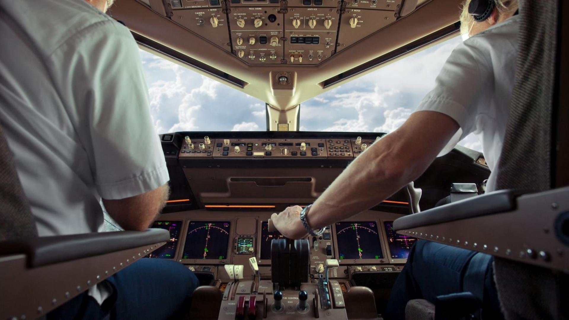 Самолет Boeing 787 на United Airlines пътуващ от Лос Анджелис