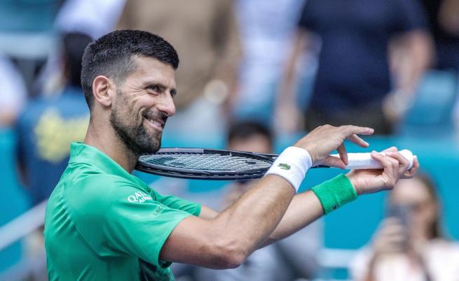 „Пумпай“ срещу режима: Сръбската телевизия прекъсна мач на Джокович заради спорен жест (ВИДЕО)