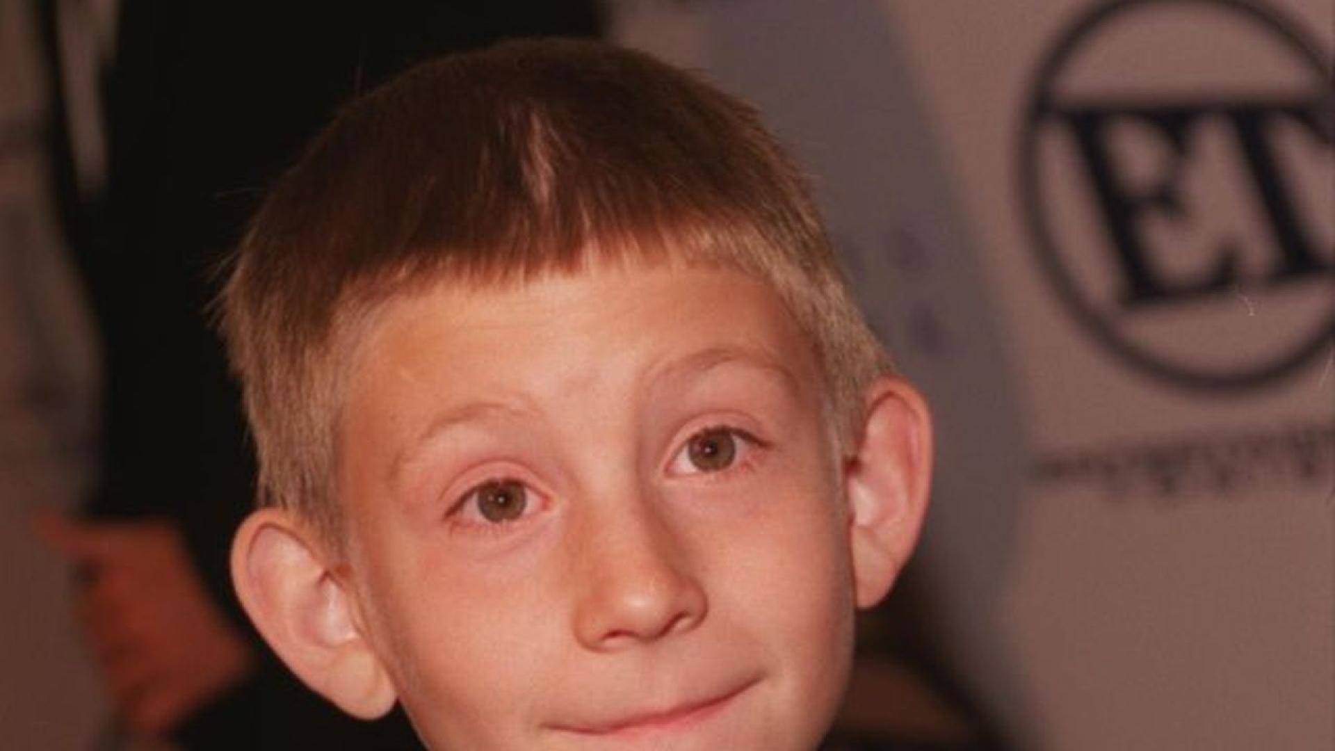 Ерик Пер Съливан известен с ролята си на Дюи в