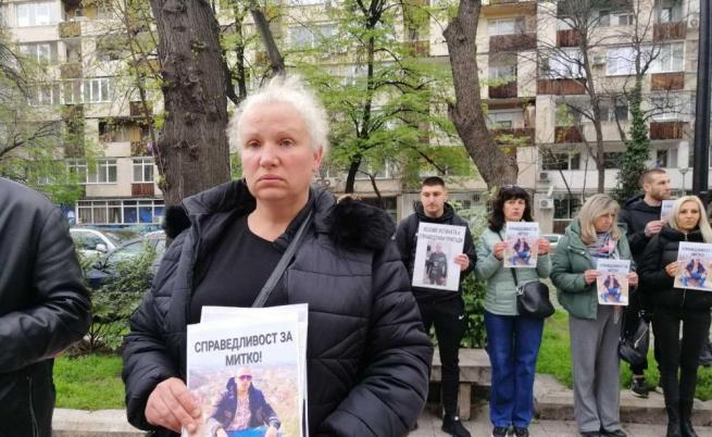 Майката на Димитър от Цалапица за полицая, който осъди МВР: Това е шамар в лицето