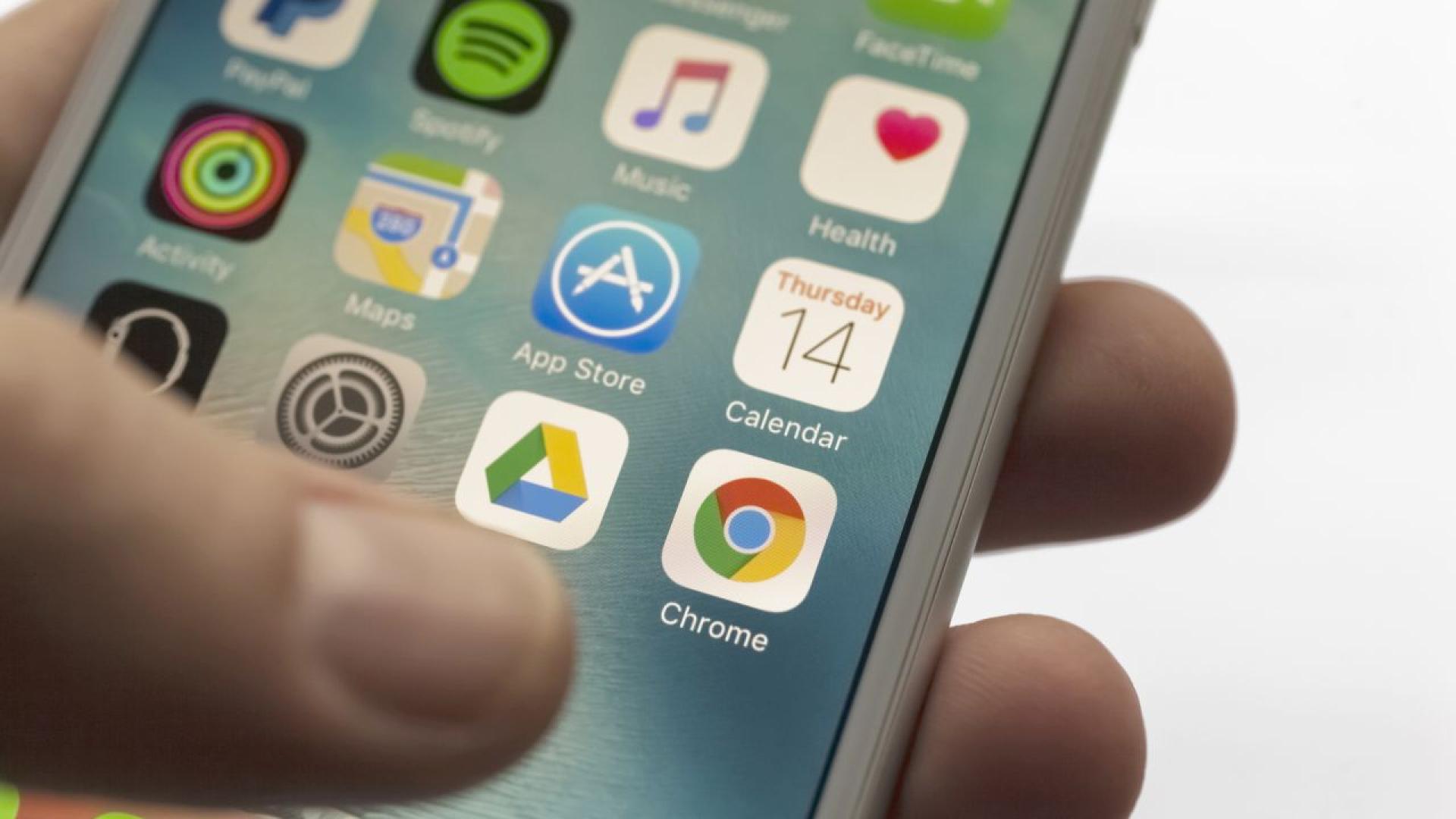 Доналд Тръмп редовно напада най големия търговски партньор на САЩ  Европейския съюз  който според