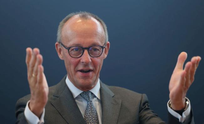 <p>Радев получи поздравления от Мерц в телефонен разговор</p>