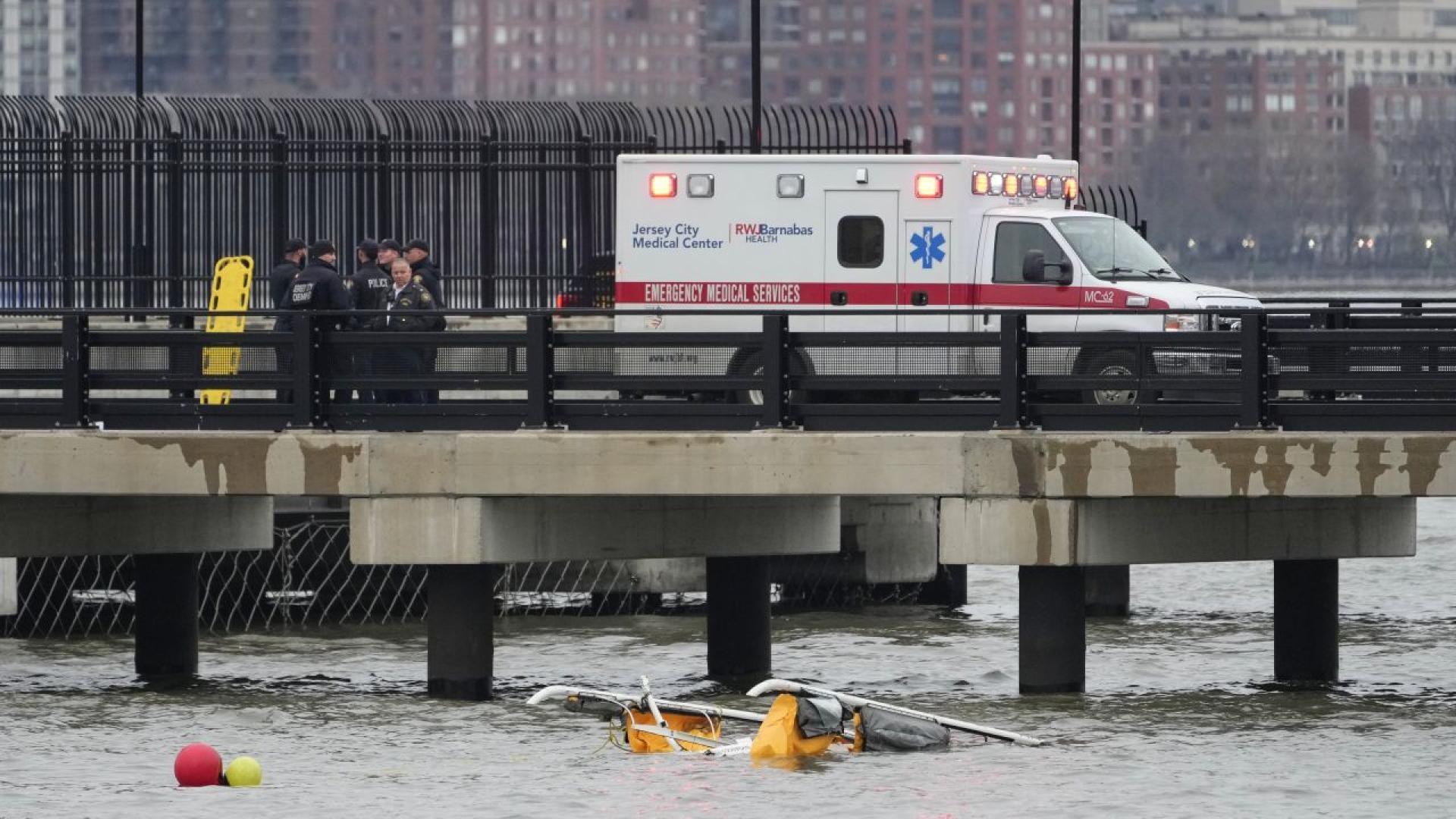 Операторът на хеликоптера който се разби в река Хъдсън и