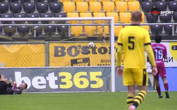 Самюел Акере удвои аванса на Ботев Пд срещу Септември (видео)