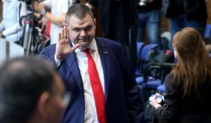 Пеевски: Ако продължат така, всичко е свършило
