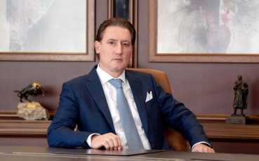 Кирил Домусчиев с жестока критика заради калните ниви, на които се играе футбол в елита