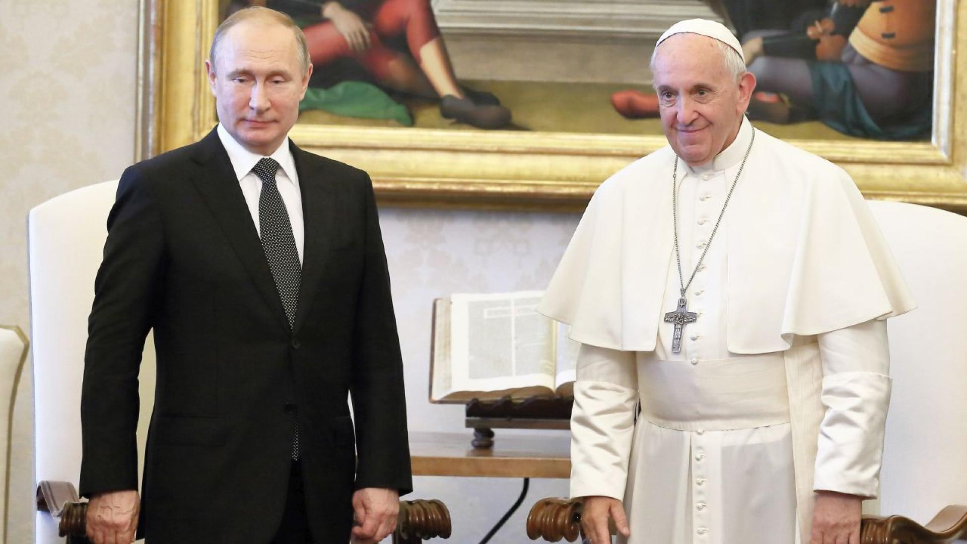 Руският президент Владимир Путин каза че няма да присъства на