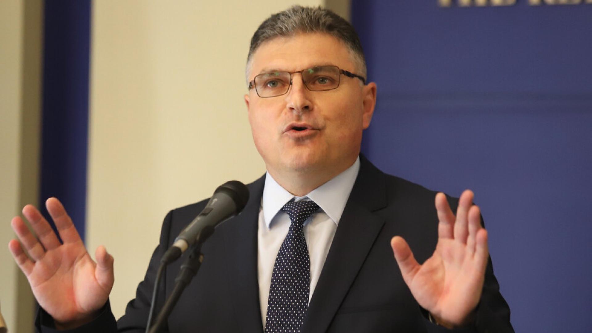 Посланикът на България в САЩ Георги Панайотов е подал оставка