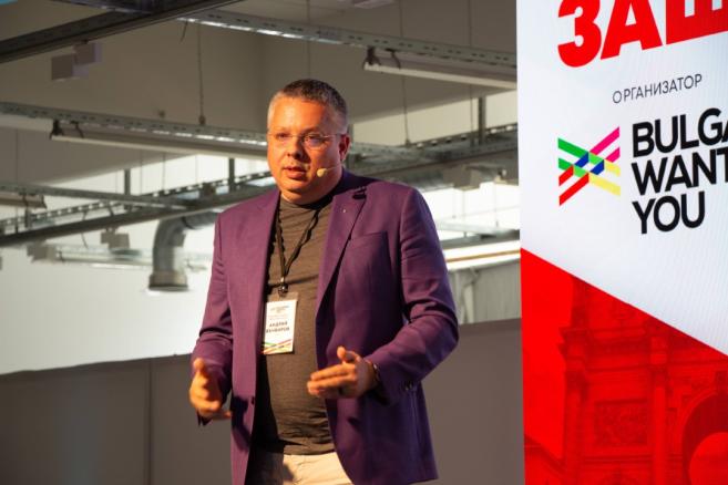  Андрей Бъчваров 